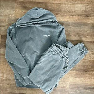 Talentless matching sweatsuit